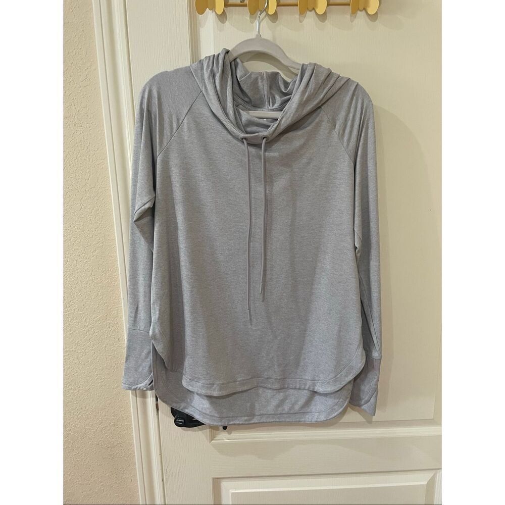 Athleta Cowl Neck Pullover Women’s sweater size Medium